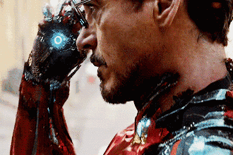 via:robertdowneyjr 不知道偷窃钢铁侠战衣的人,是不是拿回家天天穿