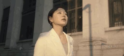 阿娇以小富婆身份出嫁,走出阴霾后的她活成真实女子图鉴模板