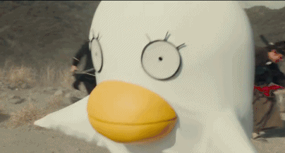 新八秀了一把无下限的女装造型,看他们的表情应该是被「逼良为娼」的