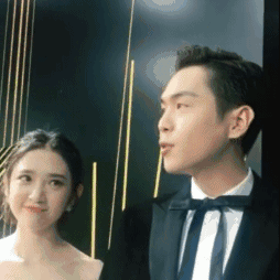 张若昀唐艺昕被曝低调领证!相恋八年成正果,二人甜蜜吻照流出?