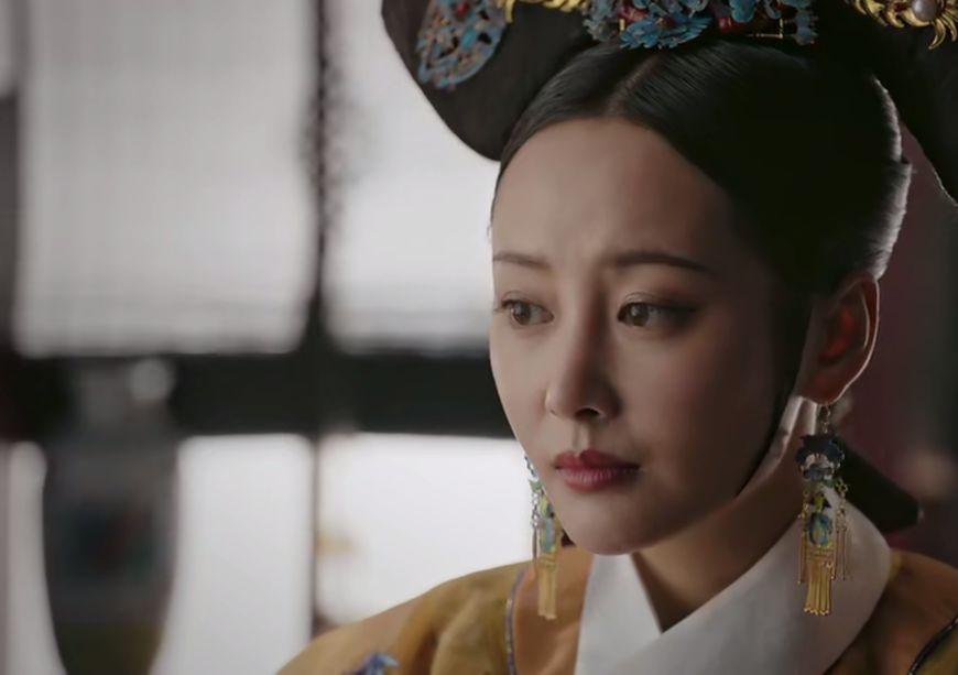 她就是历史上的巴林湄若,因与皇贵妃交好,抚养令妃之子活到70岁