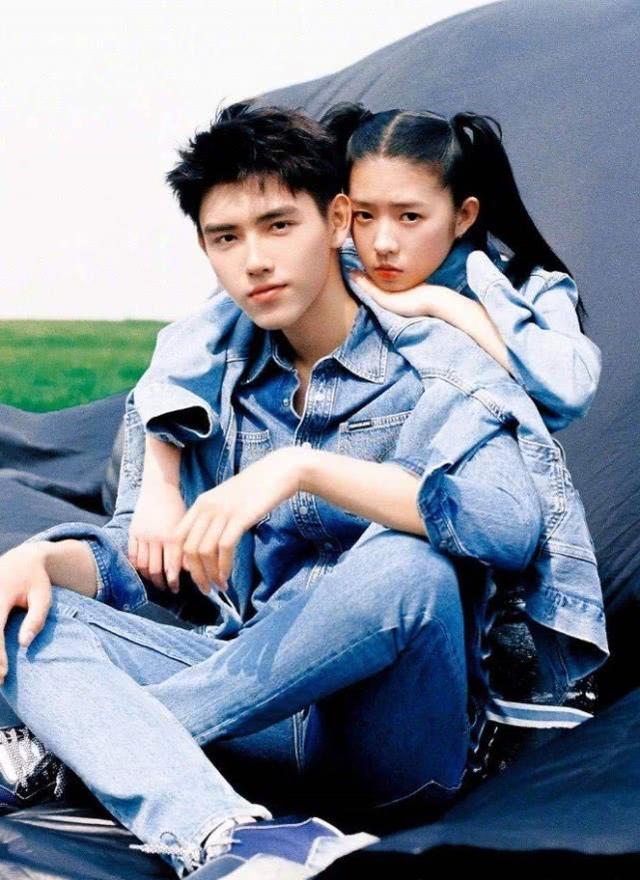 陈飞宇欧阳娜娜vs陈飞宇何蓝逗,两组情侣写真,哪对更般配?